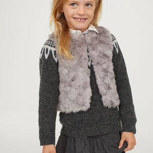 🆕️ Edgehill Collection Girls Faux-Fur Vest